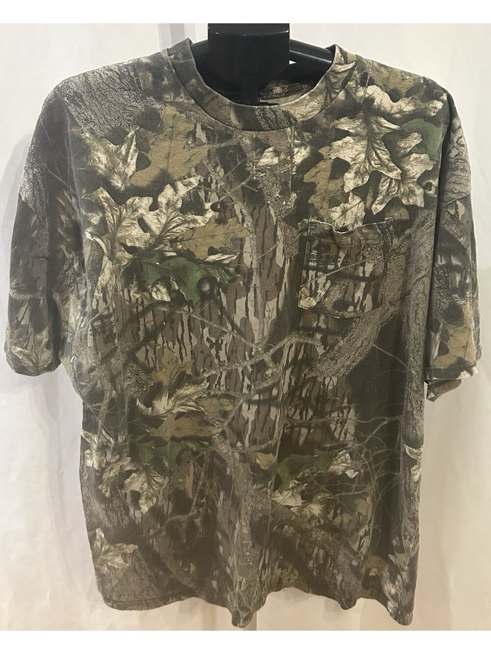 Outdoors Men's size 2XL Camo T-Shirt